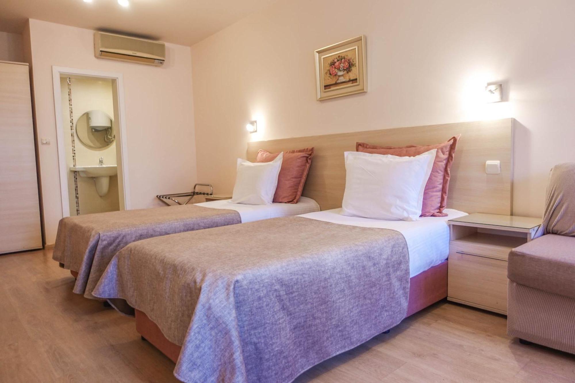 Hotel Acropolis Varna Eksteriør billede
